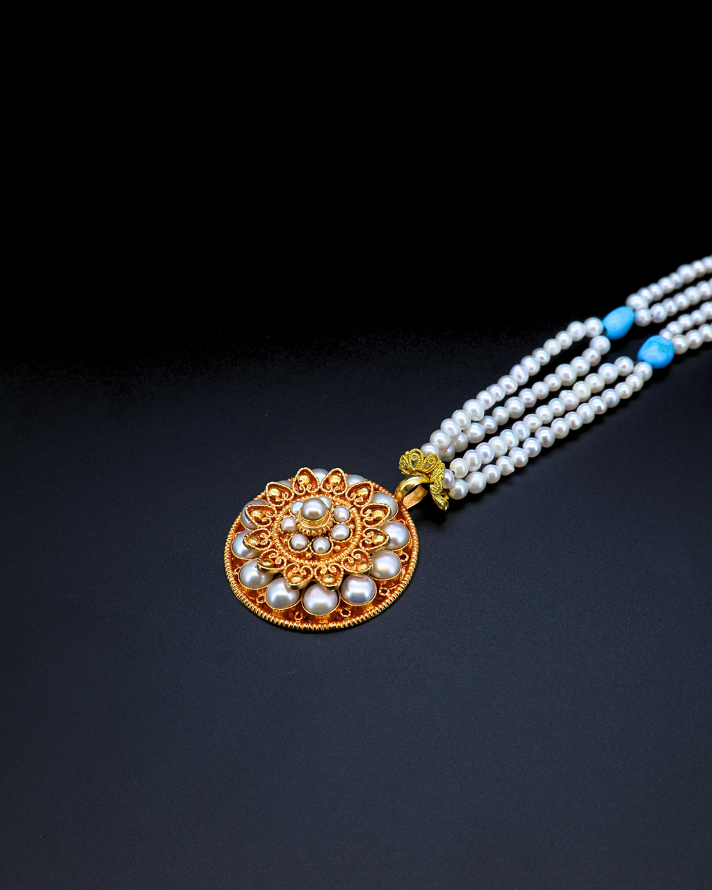 Double-Layer Mandala Necklace – Pearl & Turquoise | Handmade in Tibet