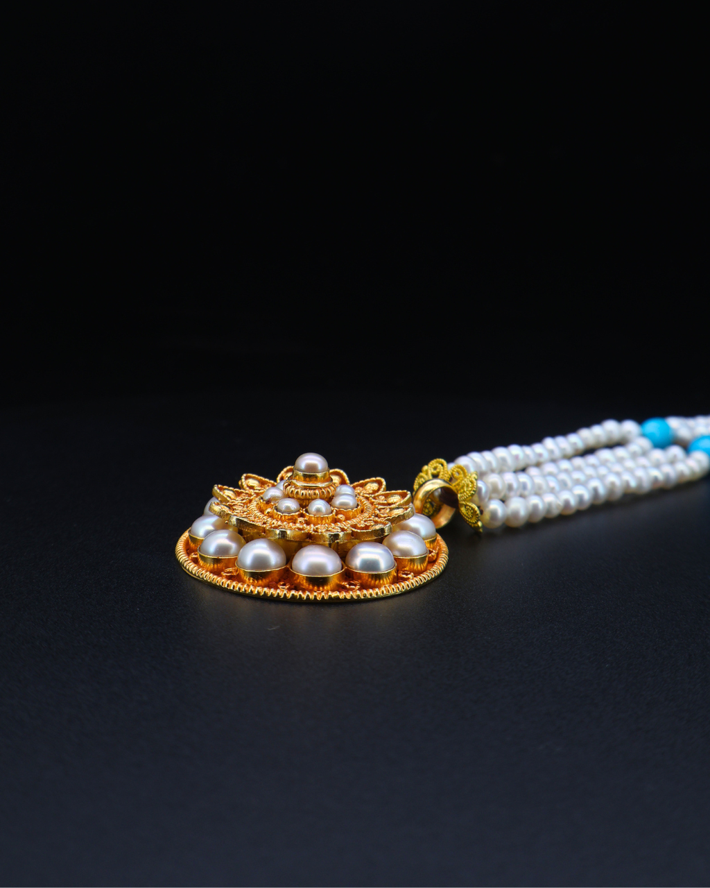 Double-Layer Mandala Necklace – Pearl & Turquoise | Handmade in Tibet