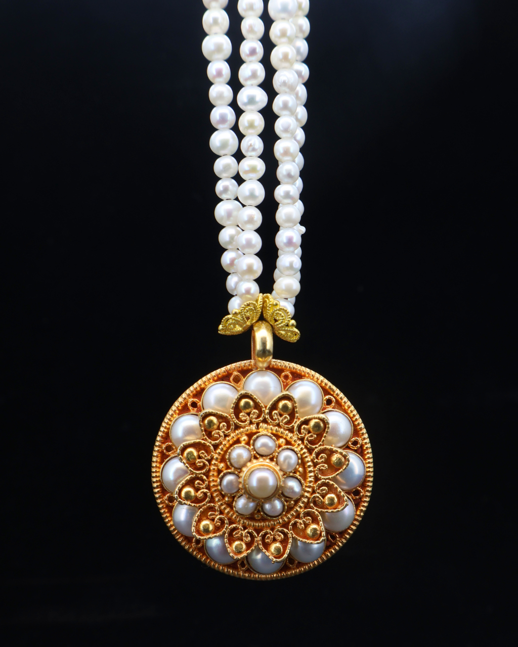 Double-Layer Mandala Necklace – Pearl & Turquoise | Handmade in Tibet